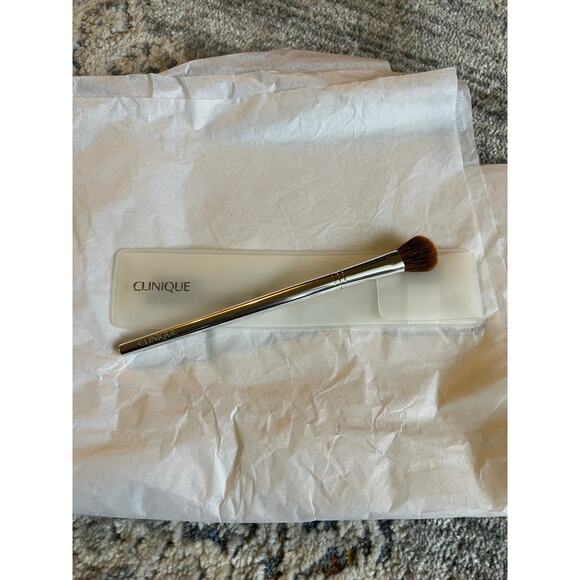 NWOT Estee Lauder Large Powder Foundation Brush 10 - Picture 6 of 7